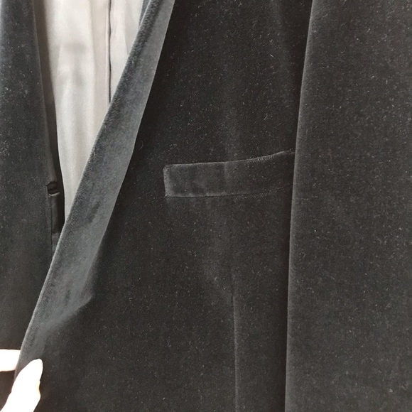 Men’s Black Velvet Suit Jacket, size 46 - Picture 3 of 7